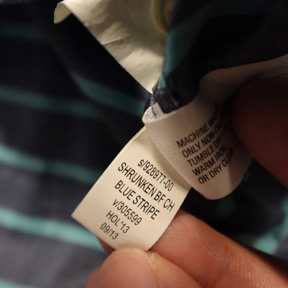 Gap Designed & Crafted “The Shrunken Boyfriend” Shirt Women’s Small Blue Stripe - Picture 11 of 11